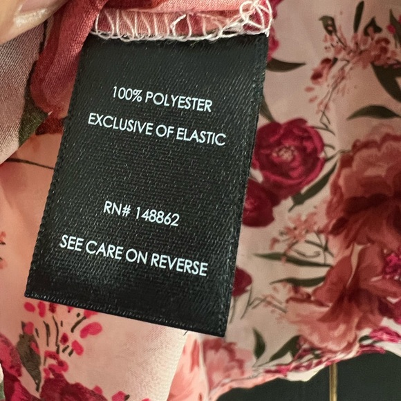 Torrid NWT chiffon smocked mock neck floral long sleeved blouse - Picture 9 of 9